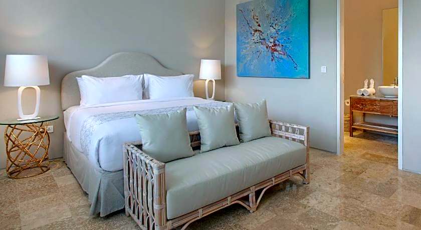 Room & Vespa Suite 4