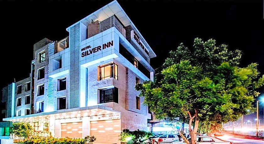 Hotel Silver Inn