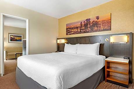 Best Western Royal Palace Inn & Suites