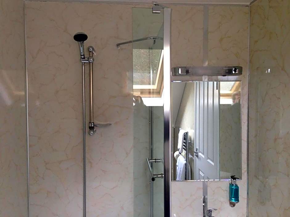 Oakside Lodge Guest House