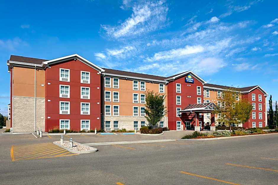 Days Inn & Suites by Wyndham Sherwood Park Edmonton