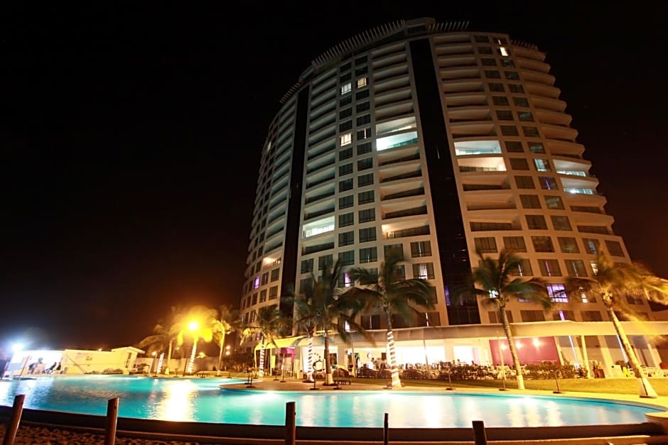 Park Royal Beach Mazatlán
