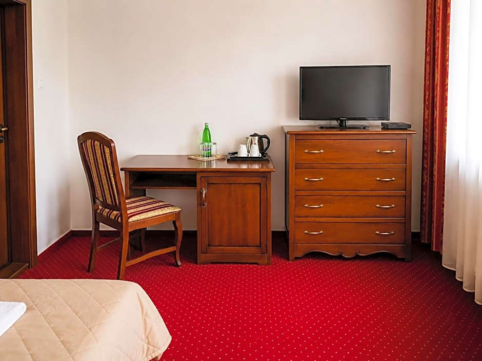 Hotel ZÁMOCKÁ KORUNA u Hoffera