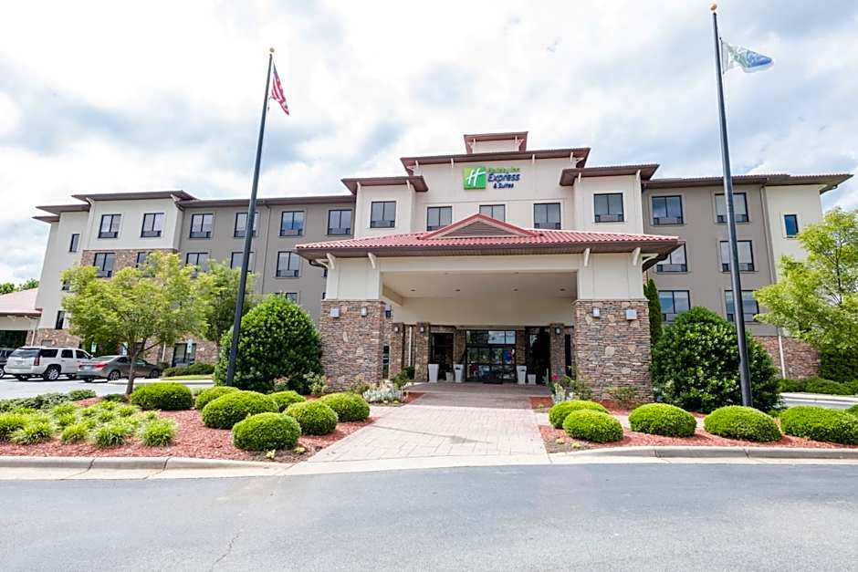 Holiday Inn Express & Suites Lexington NW-The Vineyard by IHG
