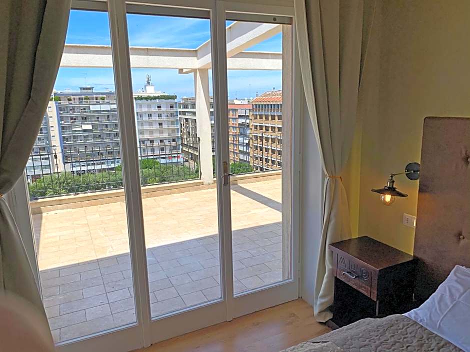 L'Attico di Piazza Mazzini Rooms