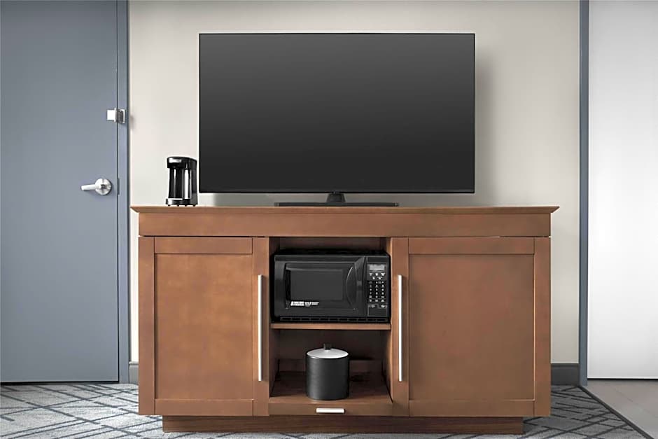 Hampton Inn By Hilton Indianapolis Downtown Across from Circle Centre