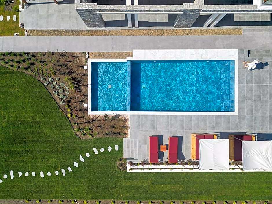 Amyntas Seafront Hotel