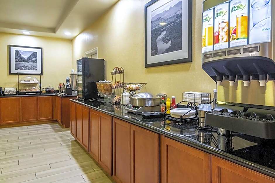 Best Western Comanche Inn