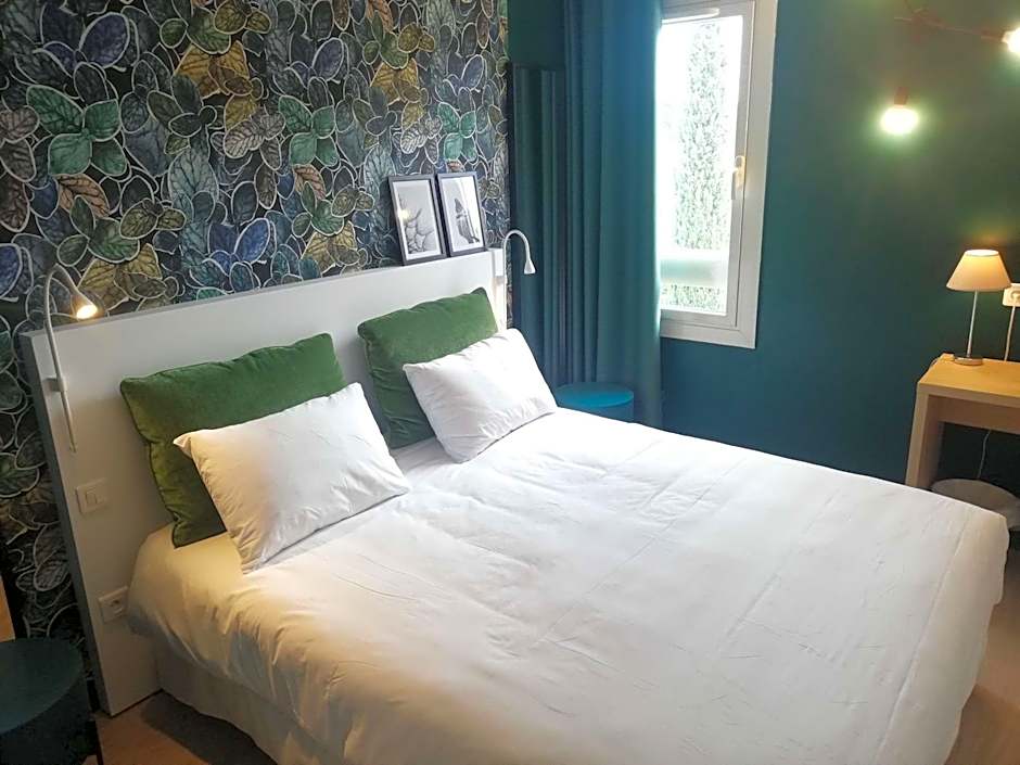 Brit Hotel Marseille Aéroport - A&S