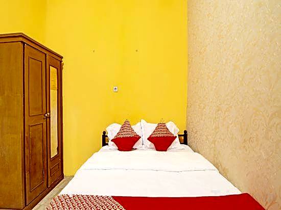 OYO 91921 Homestay Keluarga Syariah