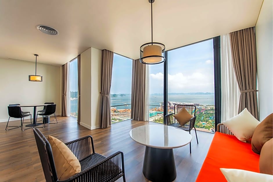 Hotel Soleil Ha Long, Trademark Collection by Wyndham
