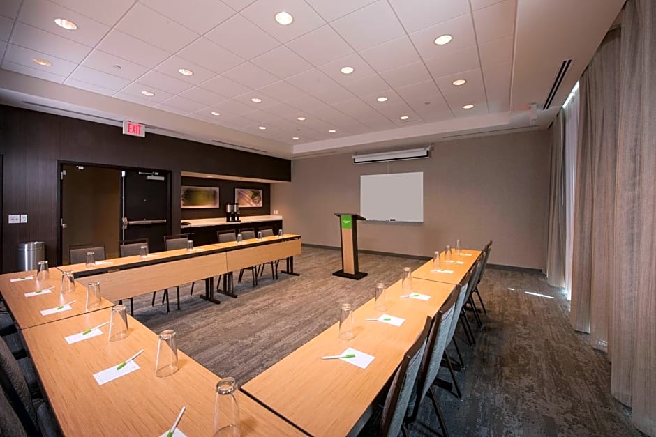 Courtyard by Marriott Boston Littleton