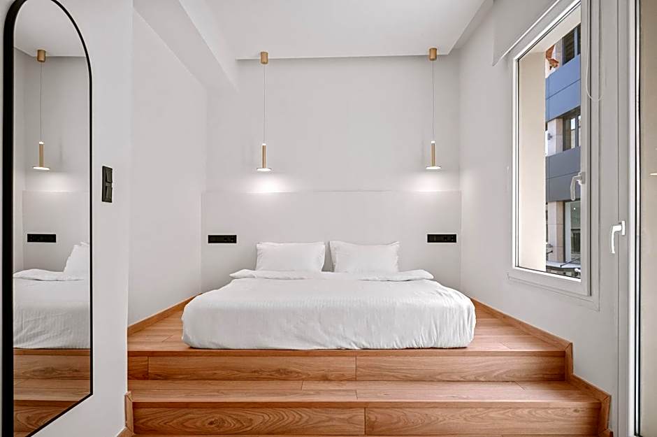 Plānis Str Urban Suites by Semavί