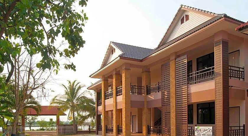 Suporn Lakeview Serviced Apartment & Homestay