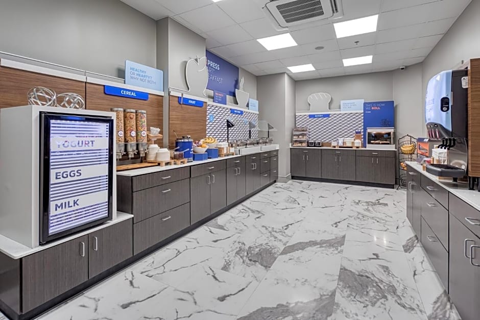 Holiday Inn Express Kansas City Downtown By IHG