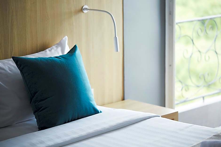 Theorie Hotel Sukhumvit 107 by SLH