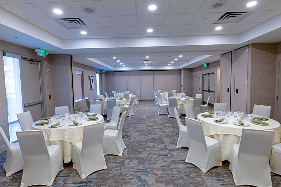 Hilton Garden Inn Lakewood