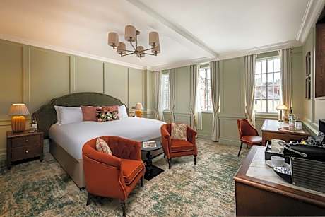 Windsor Junior Suite