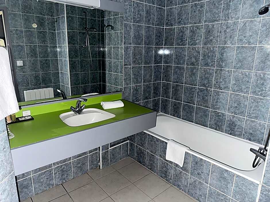 Hôtel Dupleix - Hyper centre - Réouverture