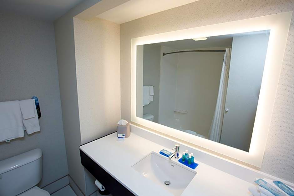 Holiday Inn Express Wilmington By IHG