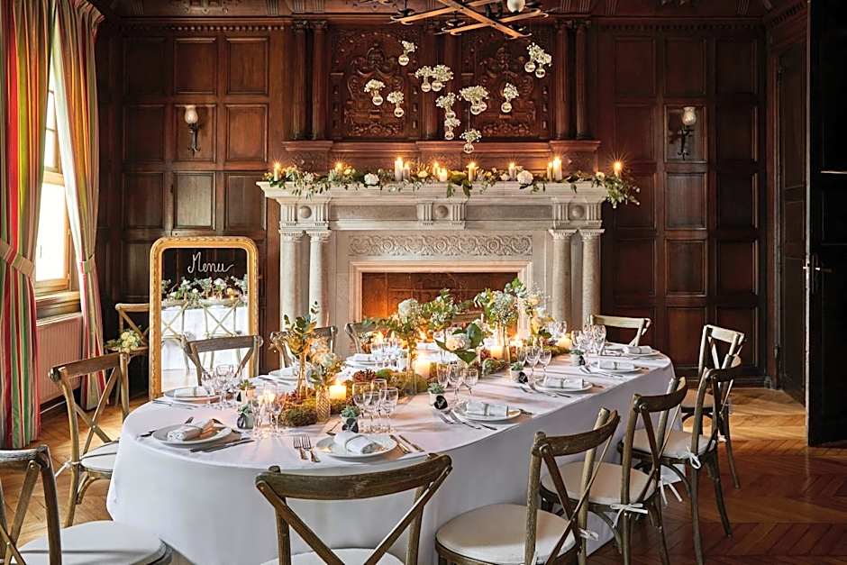 Chateau Jeanne & The Forest - Chateau de Montvillargenne