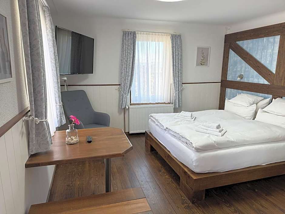 Hotel Schöne Aussicht renoviert