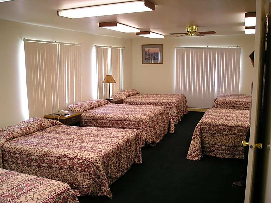 Yellowstone Country Inn