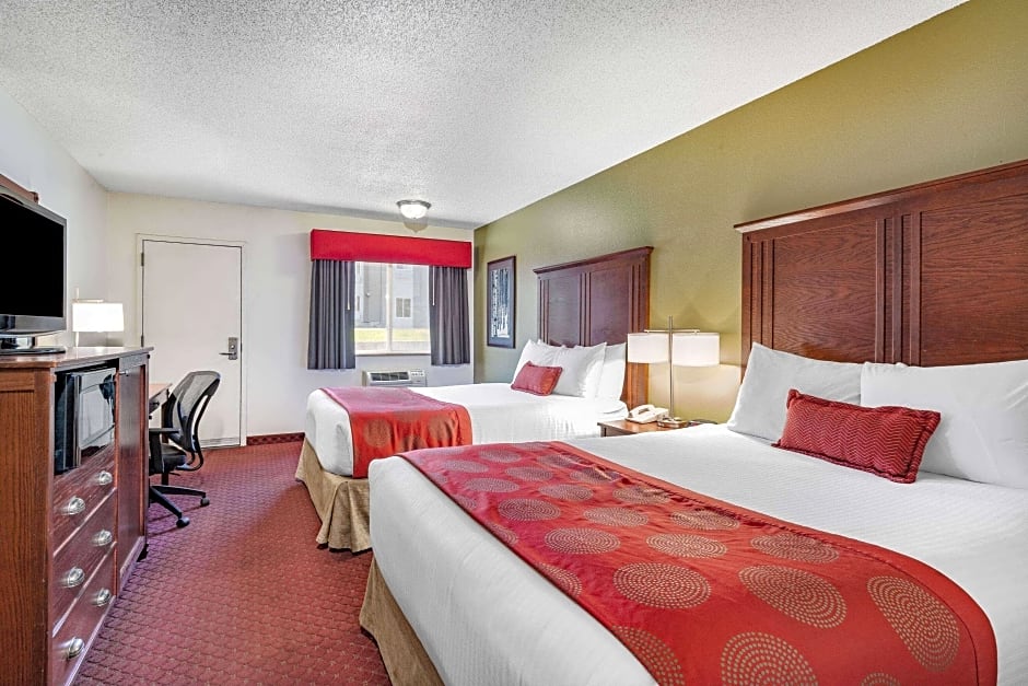 Foto 1 dari 2 — 1 Queen Bed, Mobility Accessible