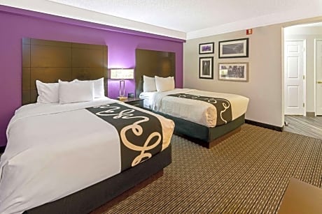Deluxe Double Room with Two Double Beds