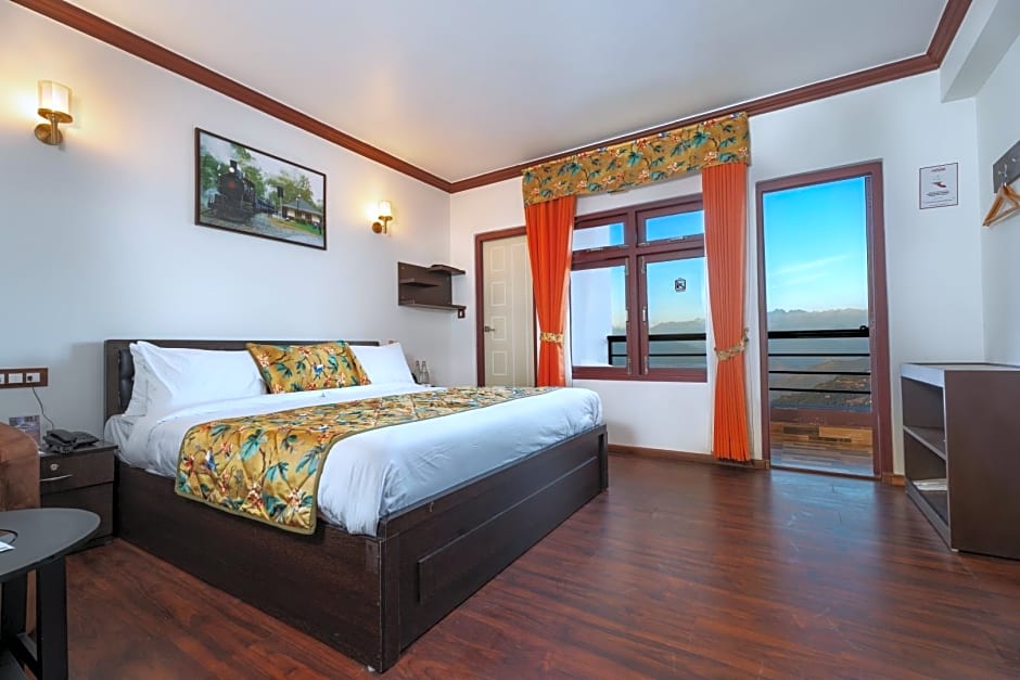 Summit Sherpa Mountain Hotel