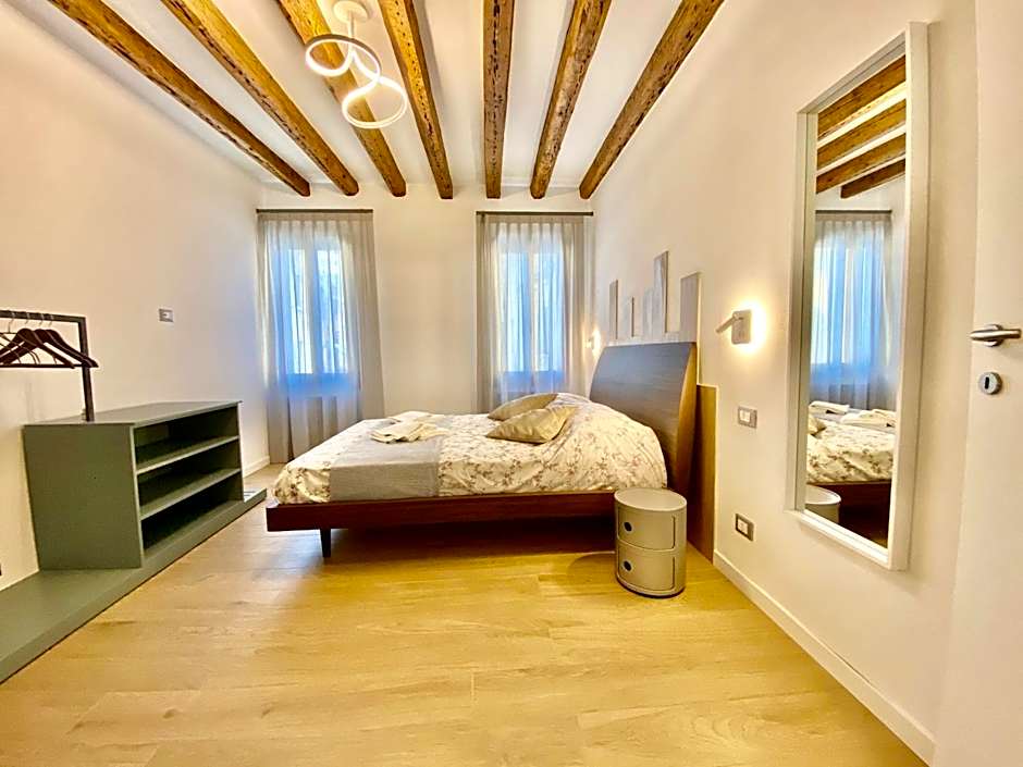 Suite House new apartments wi fi Venice island