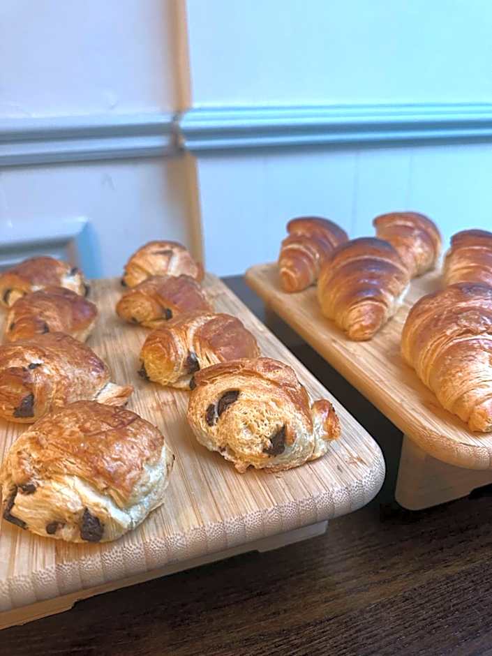 Sorrento Hotel & Restaurant