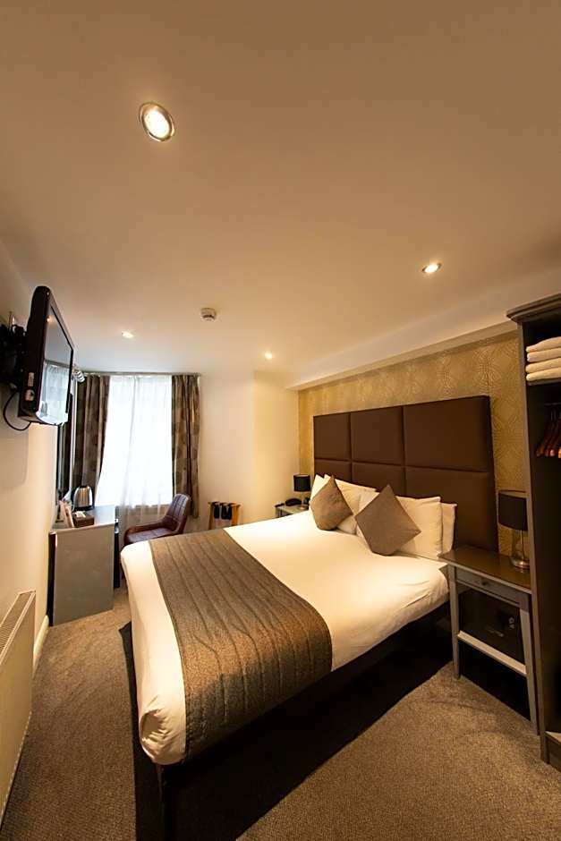 Duke Of Leinster Hotel