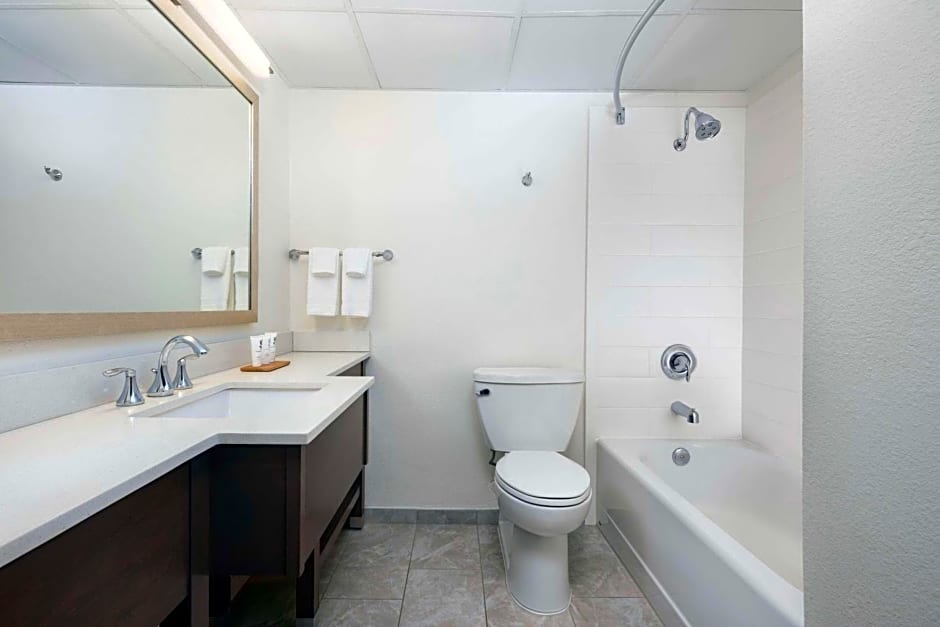 Country Inn & Suites by Radisson Asheville Downtown Tunnel Road