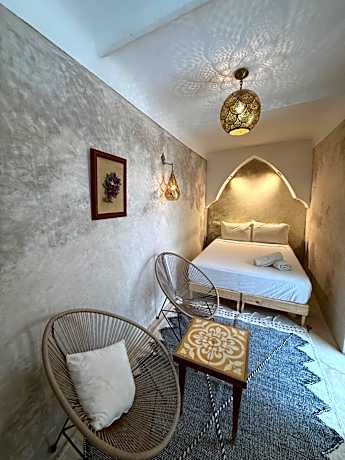 Double Room with Shared Bathroom