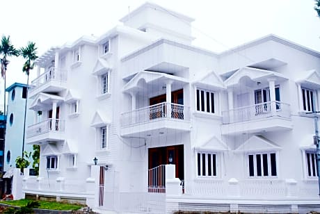 Anamitra Guest House