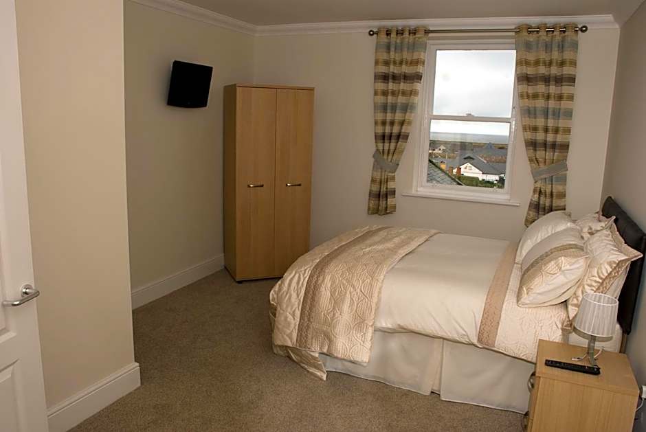 The Golden Lion Hotel