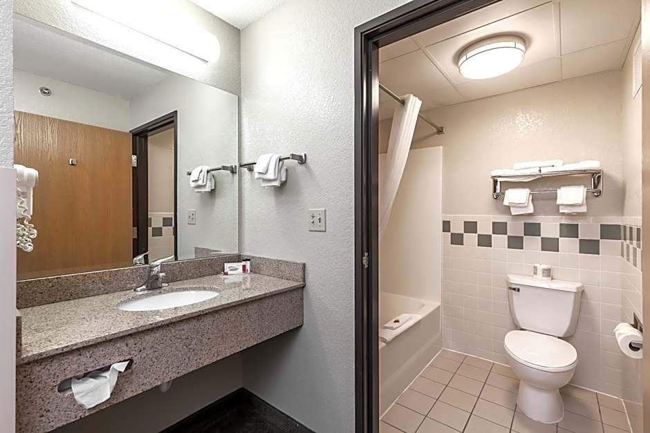 MountainView Lodge and Suites