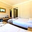 Moni Hotel