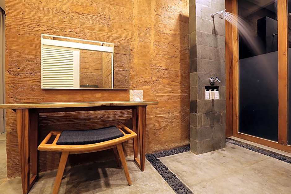 Seven Havens Residence