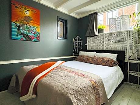 Large Single Room