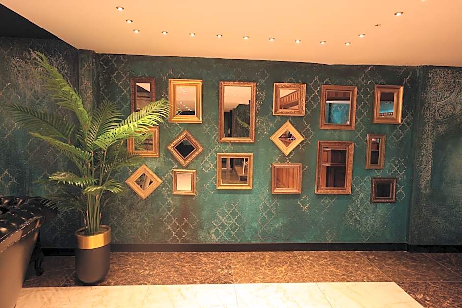 Royal Berk Hotel
