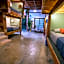 PodShare East Hollywood