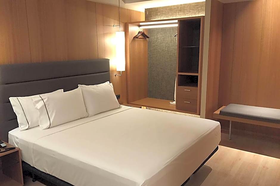AC Hotel by Marriott Diagonal L´Illa
