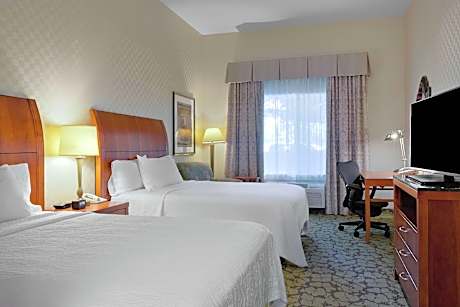 Queen Room with Two Queen Beds - Mobility and Hearing Access