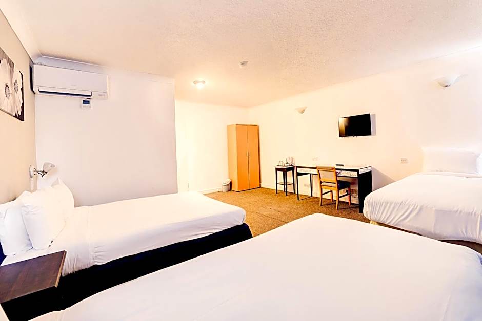 OYO The Chiltern Hotel