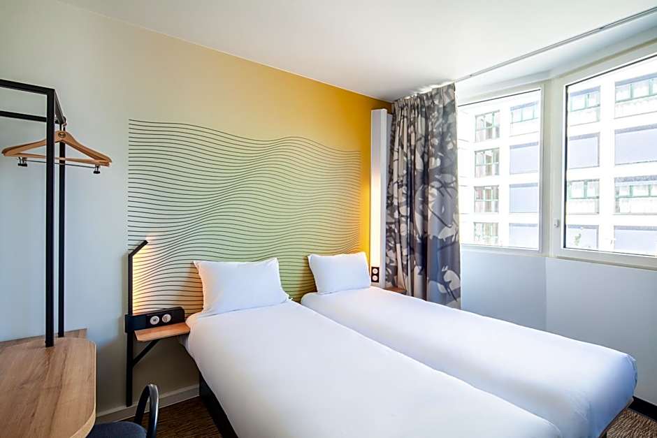 B&B HOTEL Massy Gare TGV