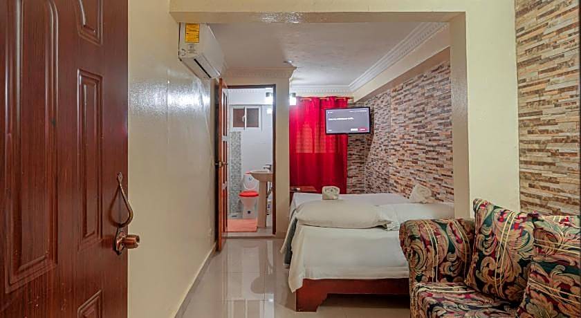 Tropical Island Apartahotel