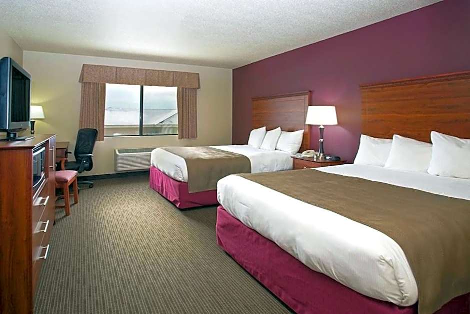 AmericInn by Wyndham New London