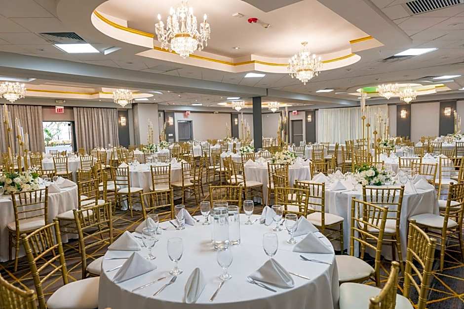 Holiday Inn Plainview-Long Island By IHG